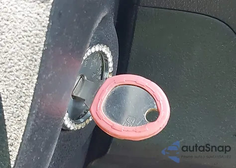 2014 Nissan Versa 1.6 Sv z USA, uszkodzony, nr VIN 3N1CN7AP2EL833640